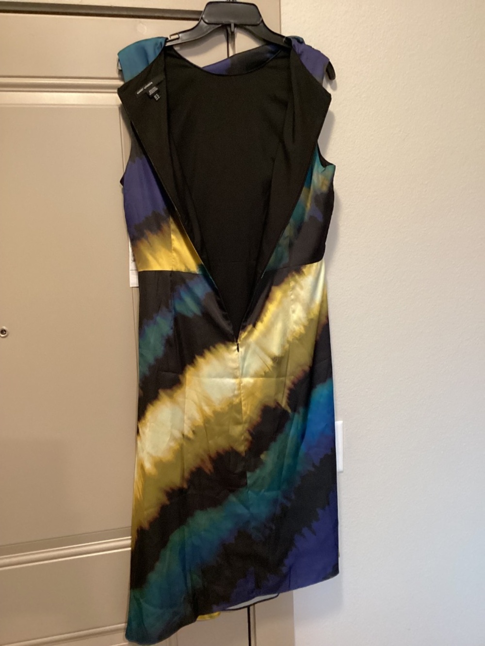 Maggy London Ruched Asymmetric Hem Midi Dress, size 12 - Picture 10 of 13